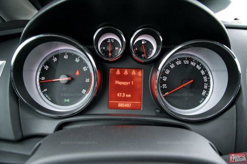 Но читаются чуть лучше благодаря меньшему количеству рисок