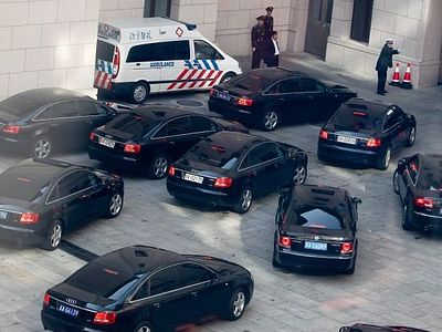 На машинах китайских чиновников появятся GPS-трекеры