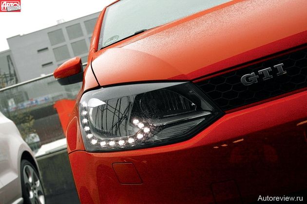 Светодиодные габаритные огни — едва ли не впервые в В-классе!