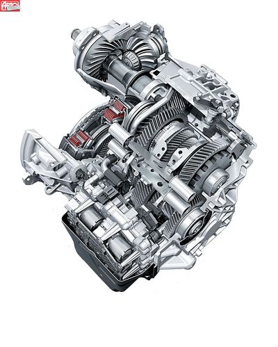 Компактная семиступенчатая преселективная коробка передач с двумя мокрыми сцеплениями с 2009 года ставится на Volkswagen Transporter T5: для Audi ТТ инженеры использовали более «короткий» диапазон передаточных отношений (6,6 вместо 7,45). Блок мехатроники с одиннадцатью управляющими клапанами расположен отдельно, снаружи коробки