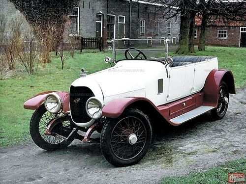 Из-за ставки на надежность элегантный Spyker C1 образца 1918 оказался слишком тяжелым для 45-сильной «четверки» объемом 3,6 л