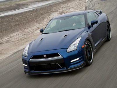Nissan придумал название для гибридного GT-R