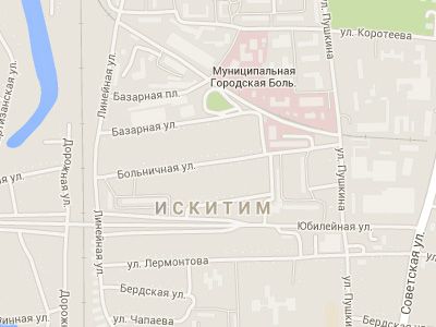 После смертельного ДТП жители возвели «лежачего полицейского» из бревен