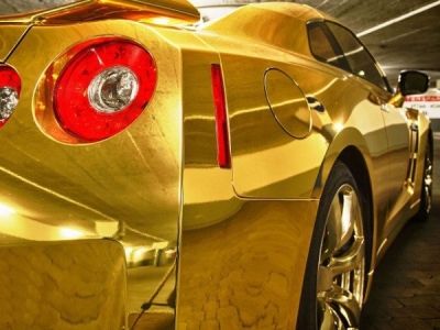 WrapStyle обернула Nissan GT-R в золото