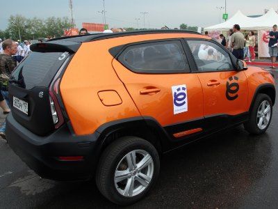 Прохоров намерен к 2015 году поставить «Ё-мобили» на поток