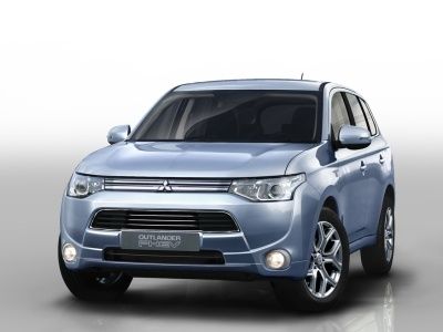 Mitsubishi подготовила гибридный Outlander для России