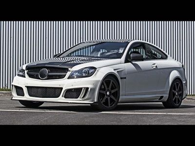 В Mansory придумали новый «костюм» для купе Mercedes-Benz C-class