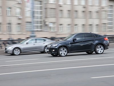 Аналитики предрекли кроссоверам половину авторынка России