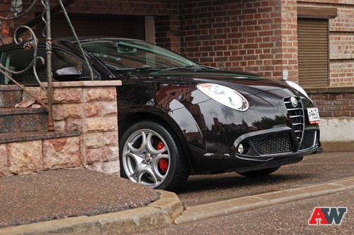 Как и любая Альфа, MiTo выглядит бесподобно. Фото Василия Заключаева с сайта 