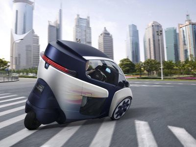 Трехколесная Toyota i-Road поступит в продажу в 2014 году