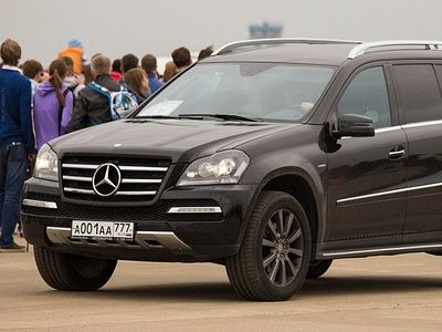 Номер А001АА777 достался «популярной недорогой машине»